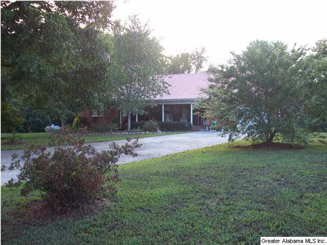 902 County Road 91 Jemison, AL 35085 - Photo 3 of 32