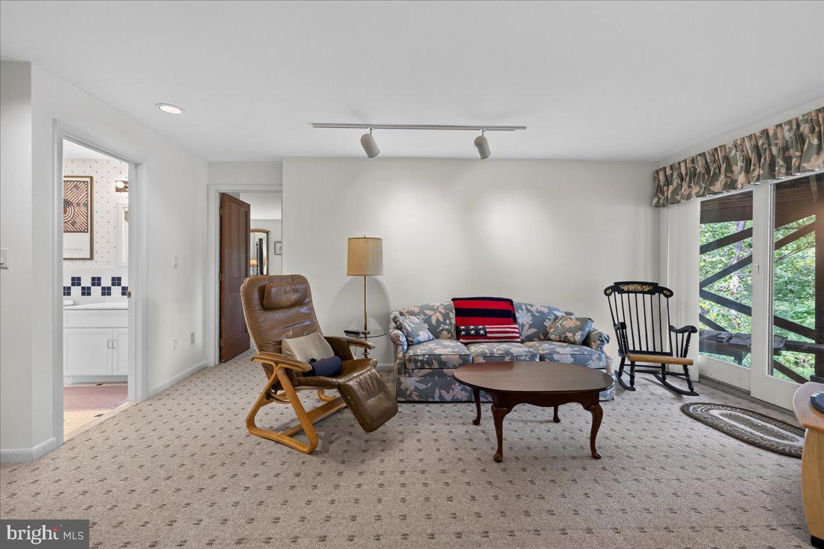 118 King Road Green Lane, PA 18054 - Photo 36 of 62 Gallery Image 36