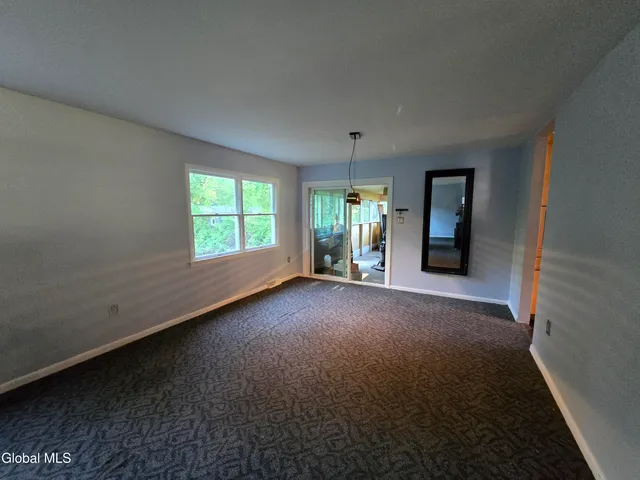 $299,900 | 3 Brookwood Drive, Queensbury, NY 12804