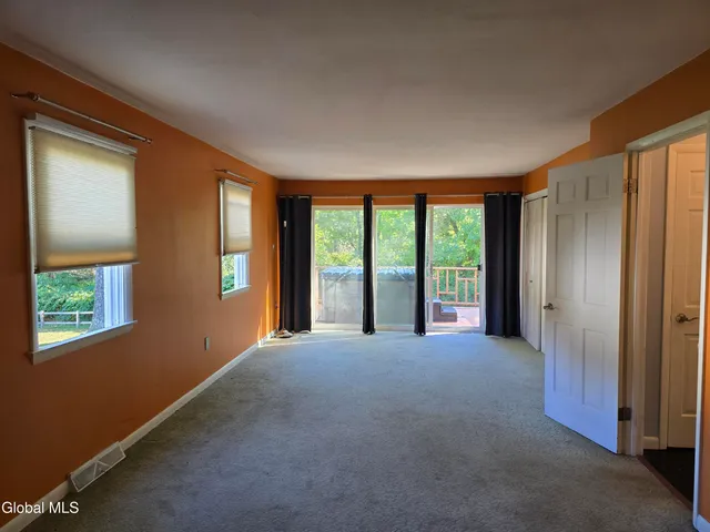 $299,900 | 3 Brookwood Drive, Queensbury, NY 12804