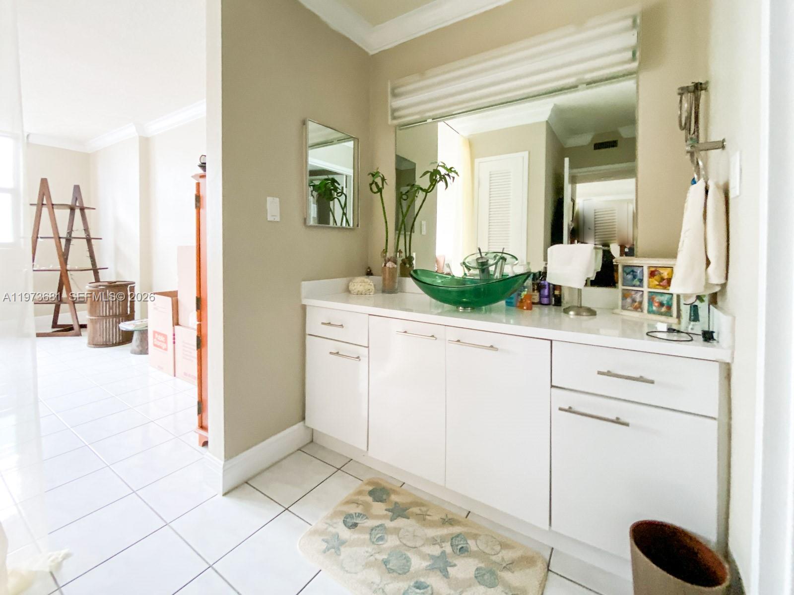 9225 Collins Avenue, Unit 1010 Surfside, FL 33154 - Photo 21 of 26