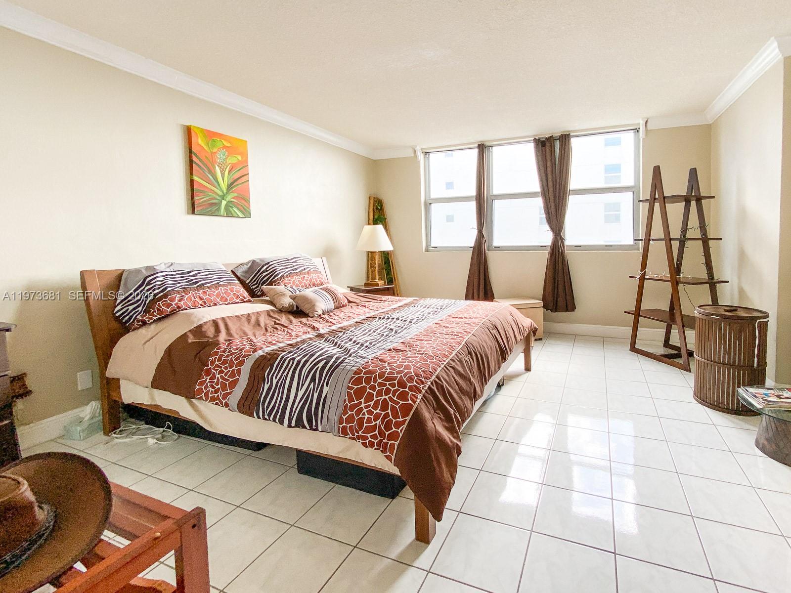 9225 Collins Avenue, Unit 1010 Surfside, FL 33154 - Photo 22 of 26