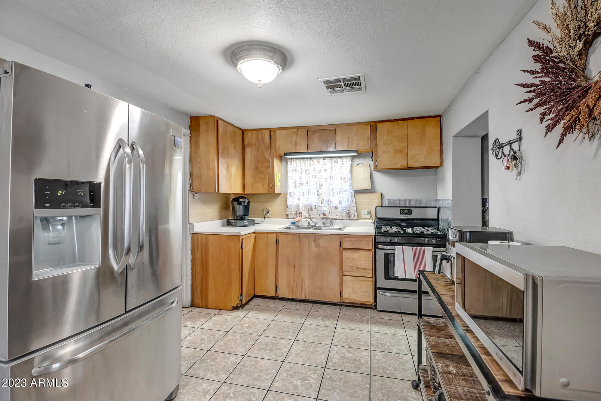 707 East Roma Avenue Phoenix, AZ 85014 - Photo 9 of 26 DSC_7468