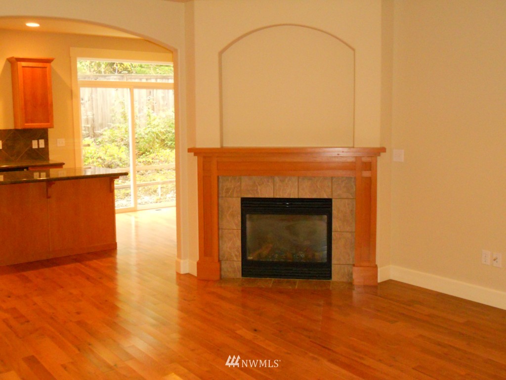 4417 226th Place Southeast Bothell, WA 98021 - Photo 5 of 15