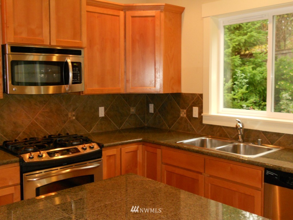 4417 226th Place Southeast Bothell, WA 98021 - Photo 7 of 15