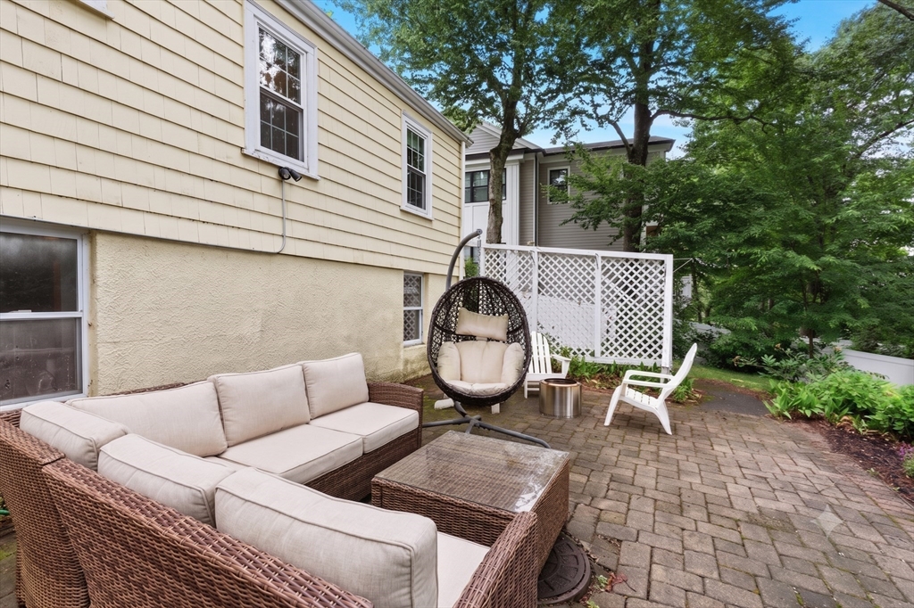 21 Gayland Road Needham, MA 02492 - Photo 24 of 28