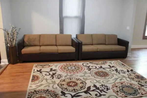 $3,200 | 2734 North 4th Street, Unit 1, Minneapolis, MN 55411