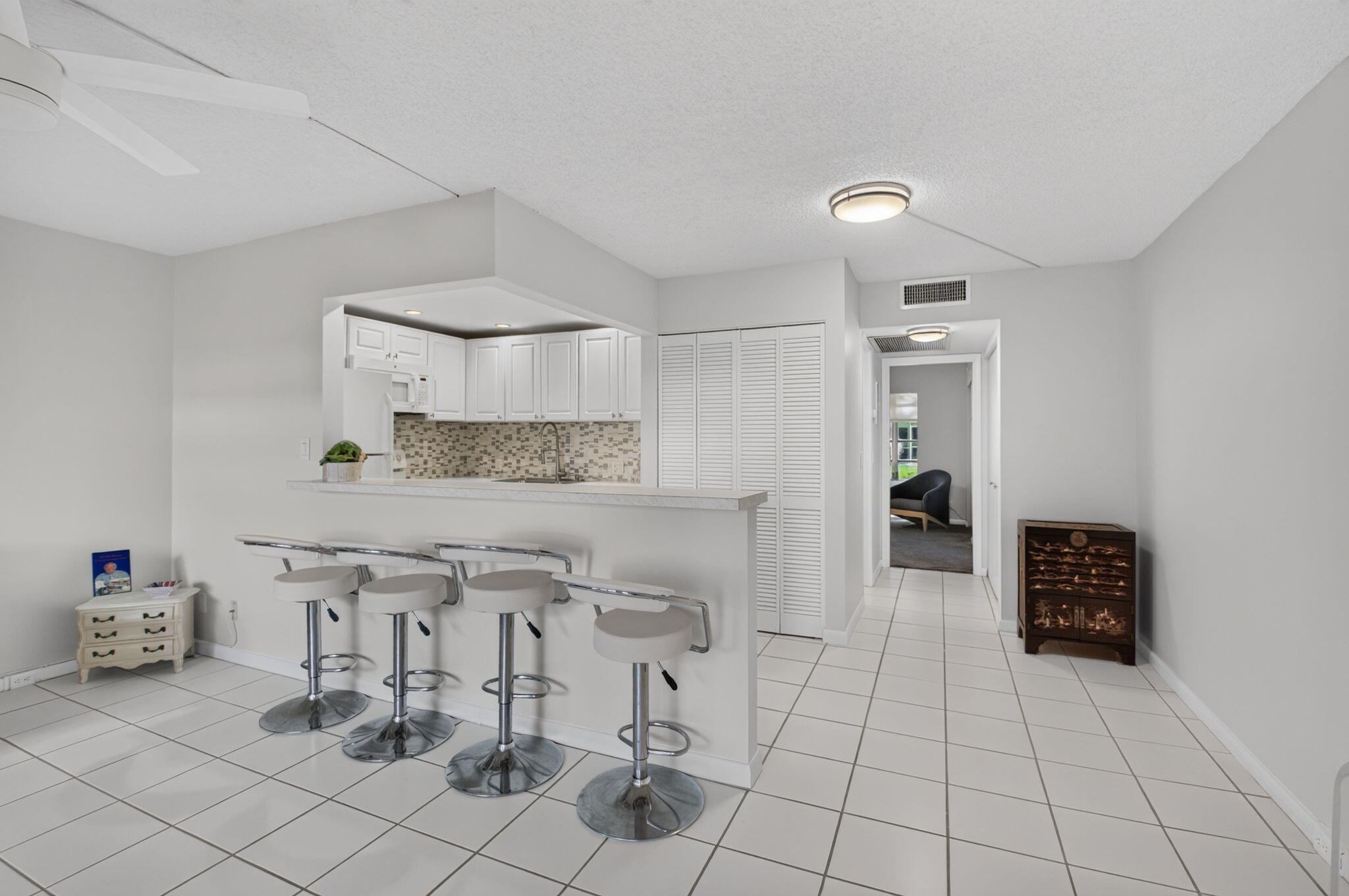 591 Fanshaw O Boca Raton, FL 33434 - Photo 8 of 86 9-web-or-mls-DSC_3703