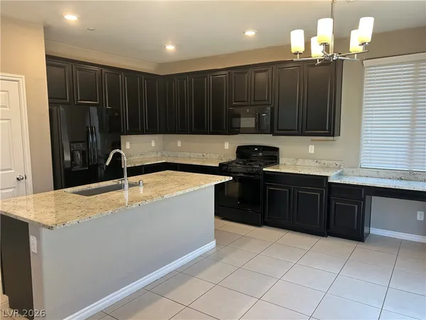 $2,395 | 917 Bluebell Brook Street, Henderson, NV 89052