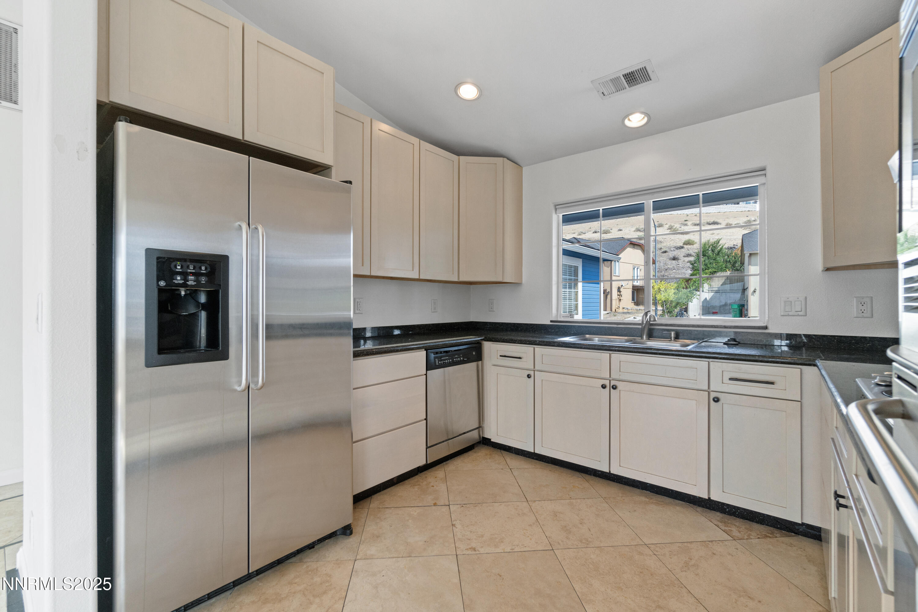 2740 Scottsdale Road Reno, NV 89512 - Photo 11 of 27 DSC02310