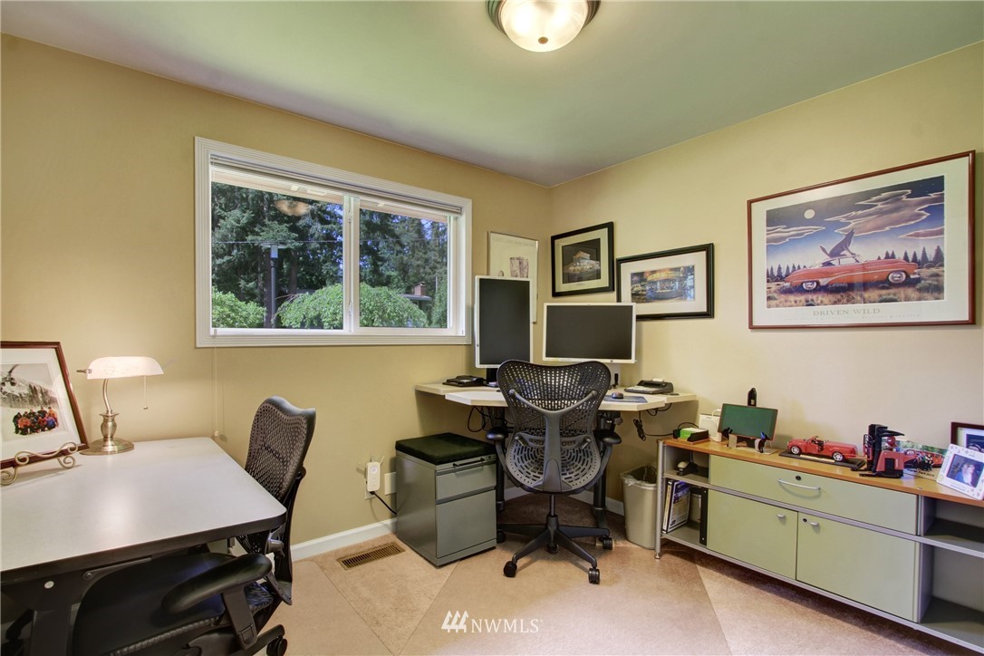 14754 173rd Avenue Southeast Renton, WA 98059 - Photo 10 of 20 Gallery Image 10