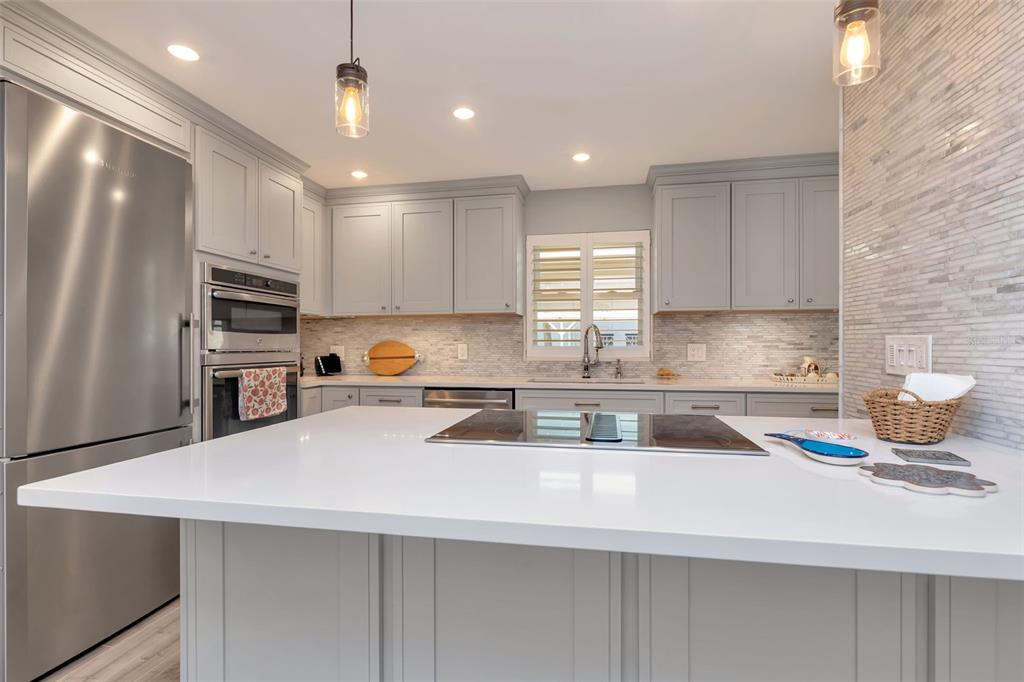 620 Edgewater Drive, Unit 102 Dunedin, FL 34698 - Photo 15 of 31