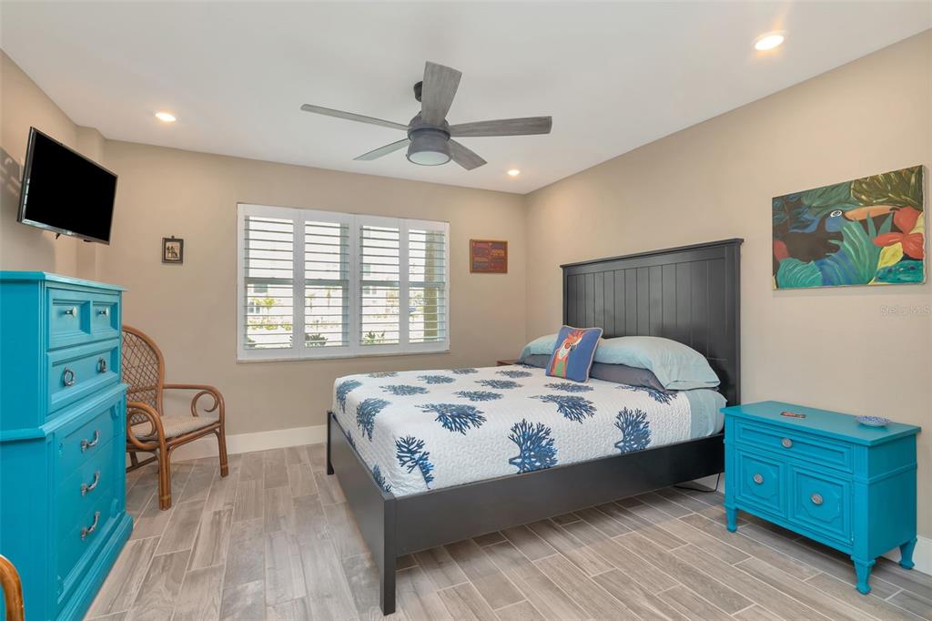 620 Edgewater Drive, Unit 102 Dunedin, FL 34698 - Photo 16 of 31