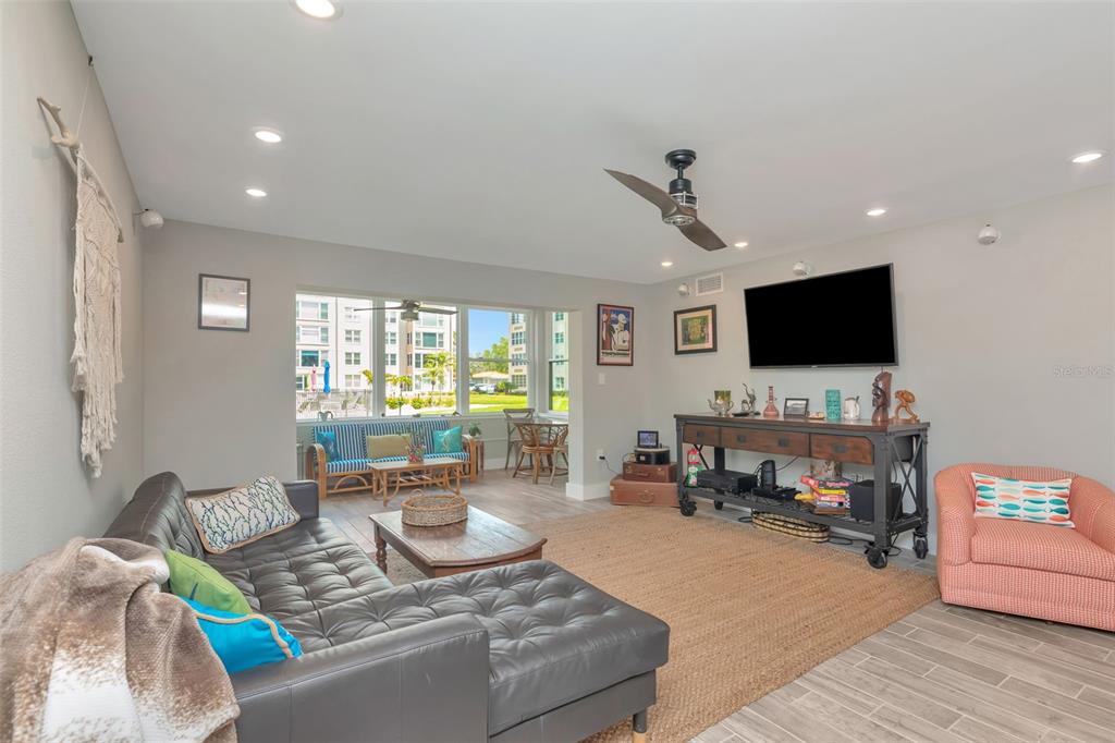 620 Edgewater Drive, Unit 102 Dunedin, FL 34698 - Photo 6 of 31