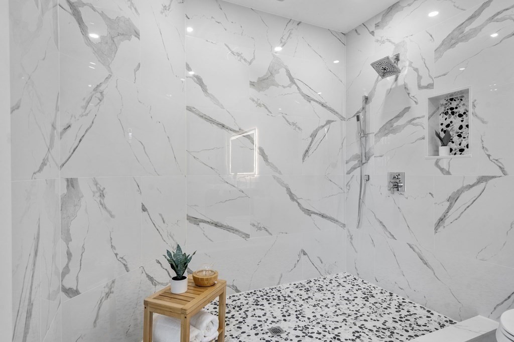 21 Jayne Road Needham, MA 02494 - Photo 25 of 41