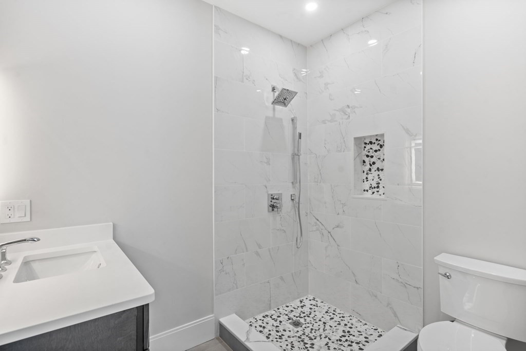 21 Jayne Road Needham, MA 02494 - Photo 28 of 41