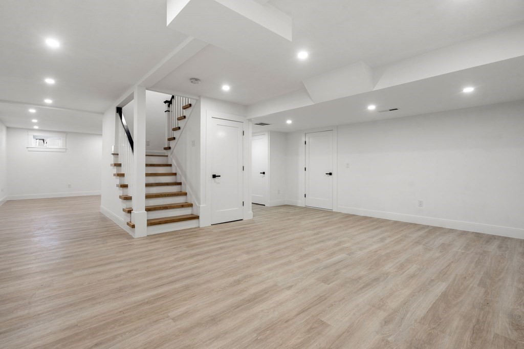 21 Jayne Road Needham, MA 02494 - Photo 36 of 41