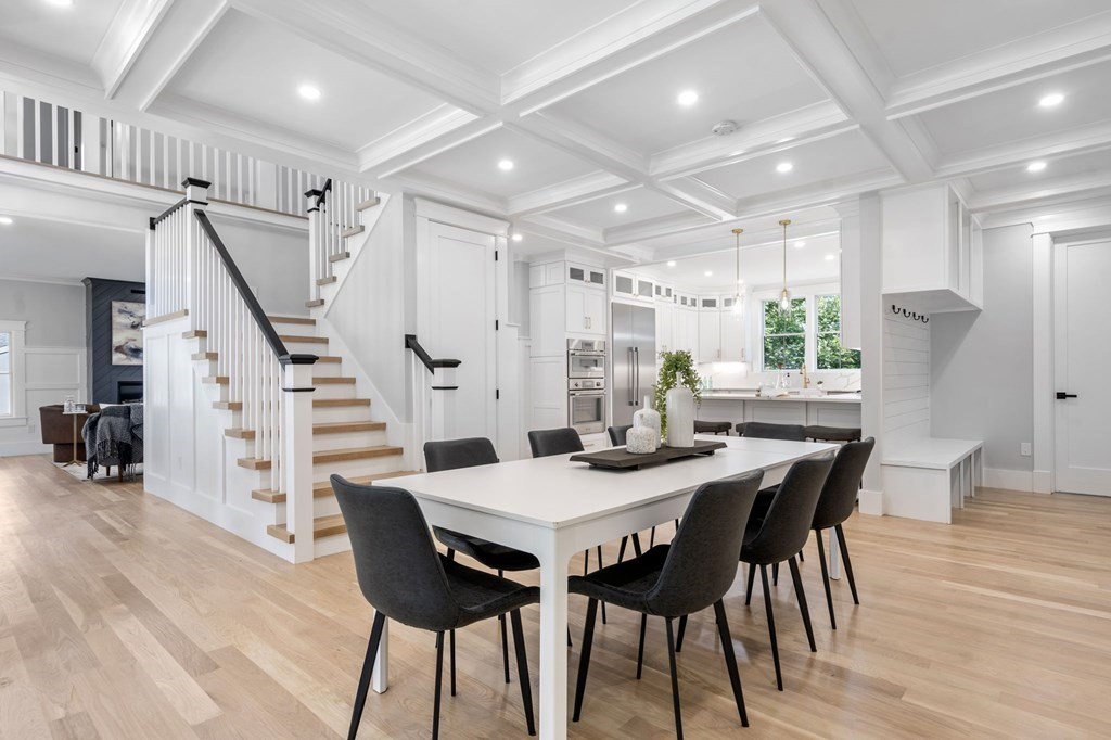 21 Jayne Road Needham, MA 02494 - Photo 5 of 41