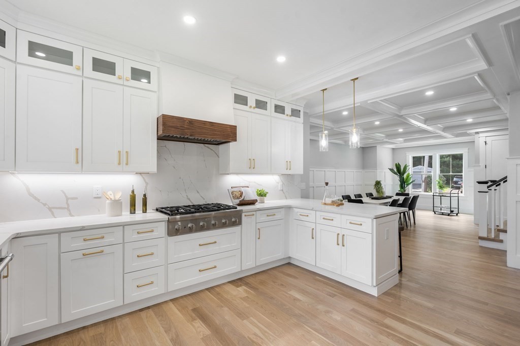 21 Jayne Road Needham, MA 02494 - Photo 8 of 41