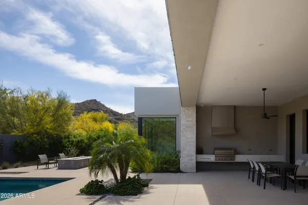 $8,995,000 | 8513 North 48th Place, Paradise Valley, AZ 85253