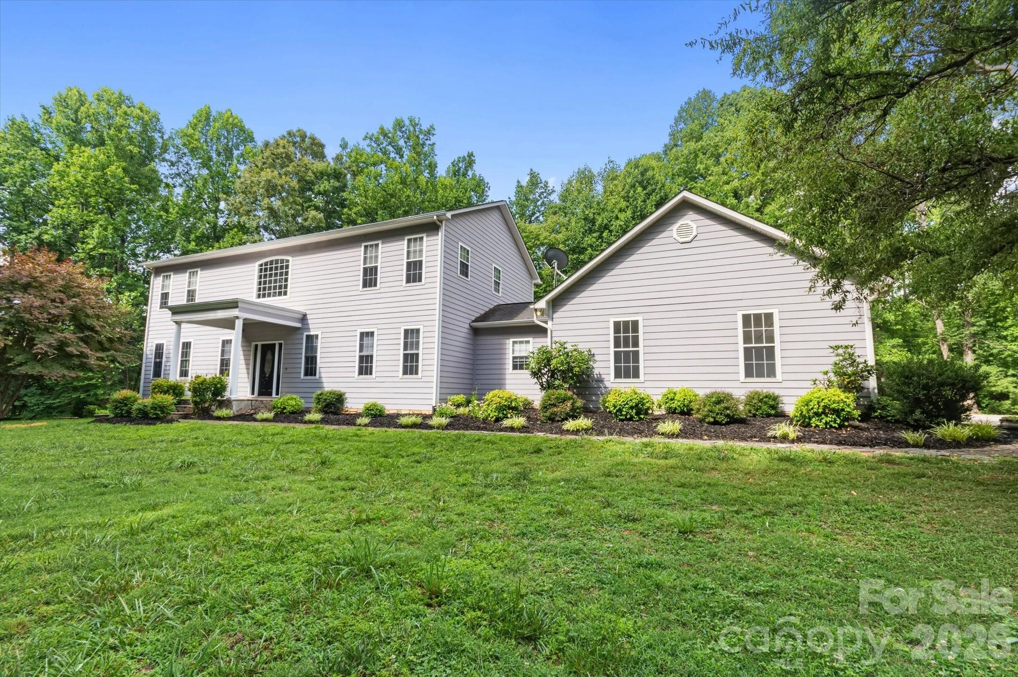 690 Stacy Hill Road Marion, NC 28752 - Photo 1 of 41 Gallery Image 1