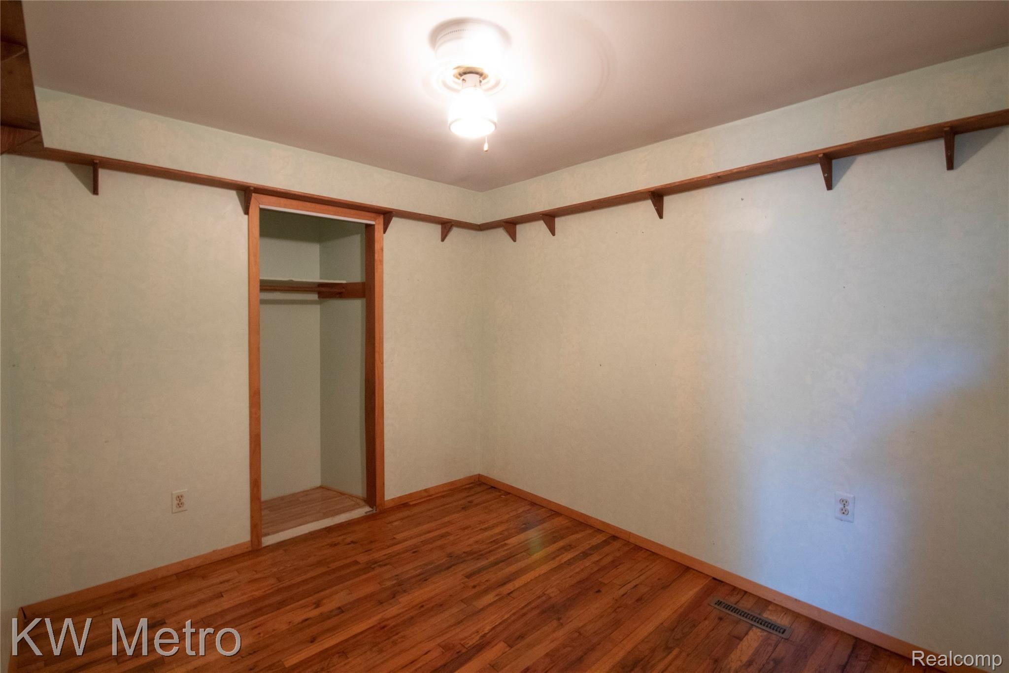 7273 Portal Road Lexington, MI 48450 - Photo 10 of 23 Portal Bed1.jpg