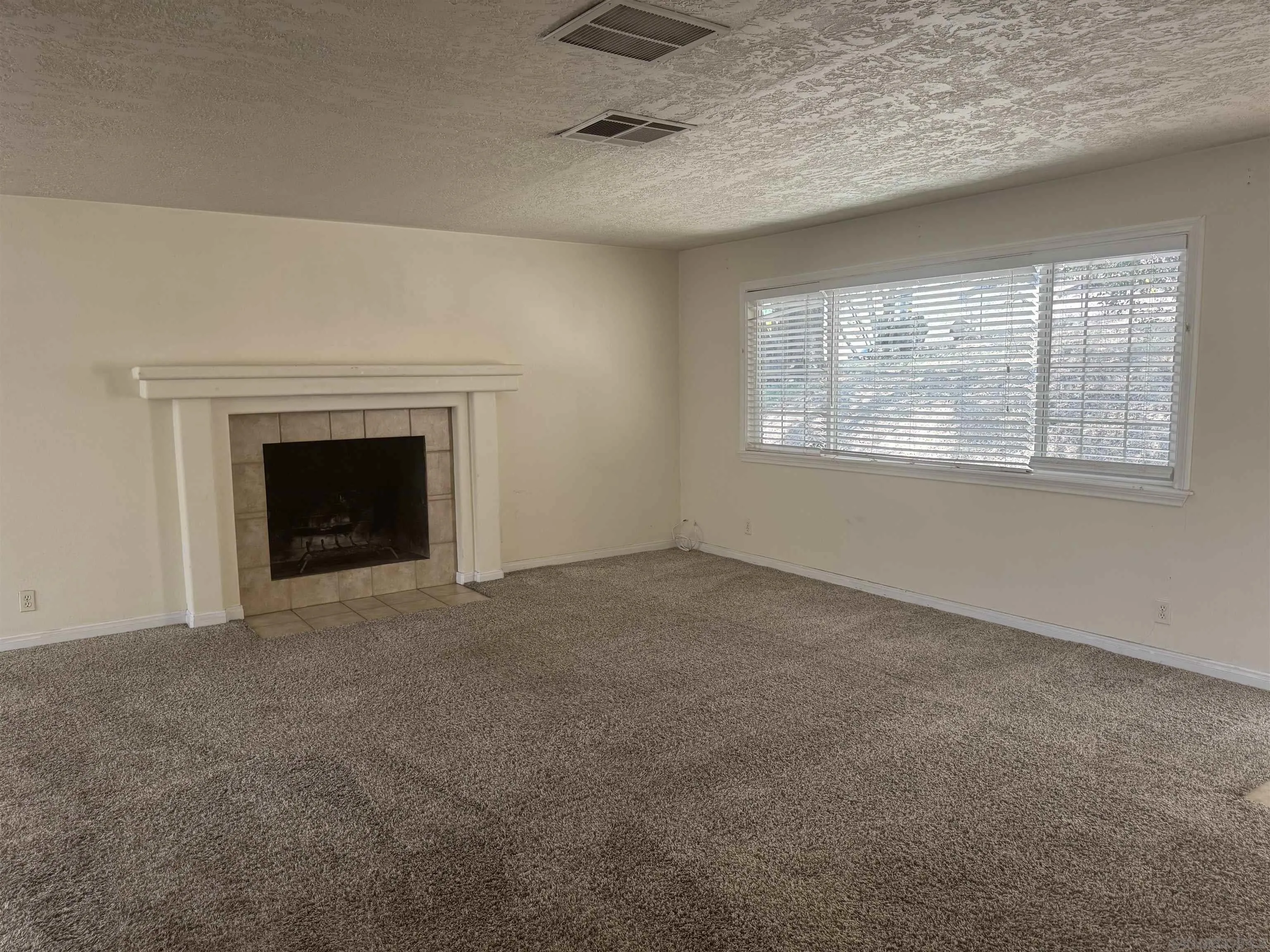 26942 Oakmont Road Valley Center, CA 92082 - Photo 8 of 32