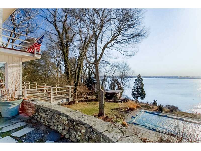 125 Lloyd Road North Kingstown, RI 02874 - Photo 21 of 25 Swimming Pool/Hot Tub/Sauna.