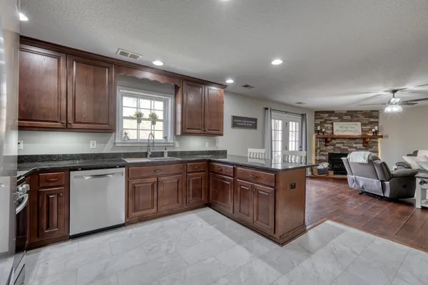 $799,900 | 794 Highway 66, Young Harris, GA 30582