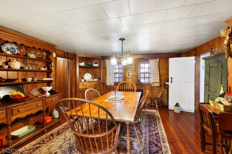 691 Ridgedale Avenue East Hanover, NJ 07936 - Photo 13 of 49 a very nice looking room with furniture