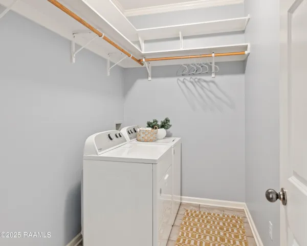 $299,000 | 414 Lauren Drive, Scott, LA 70583