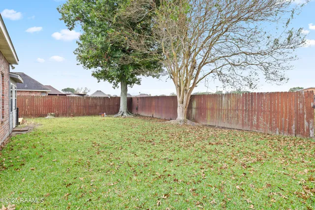$299,000 | 414 Lauren Drive, Scott, LA 70583