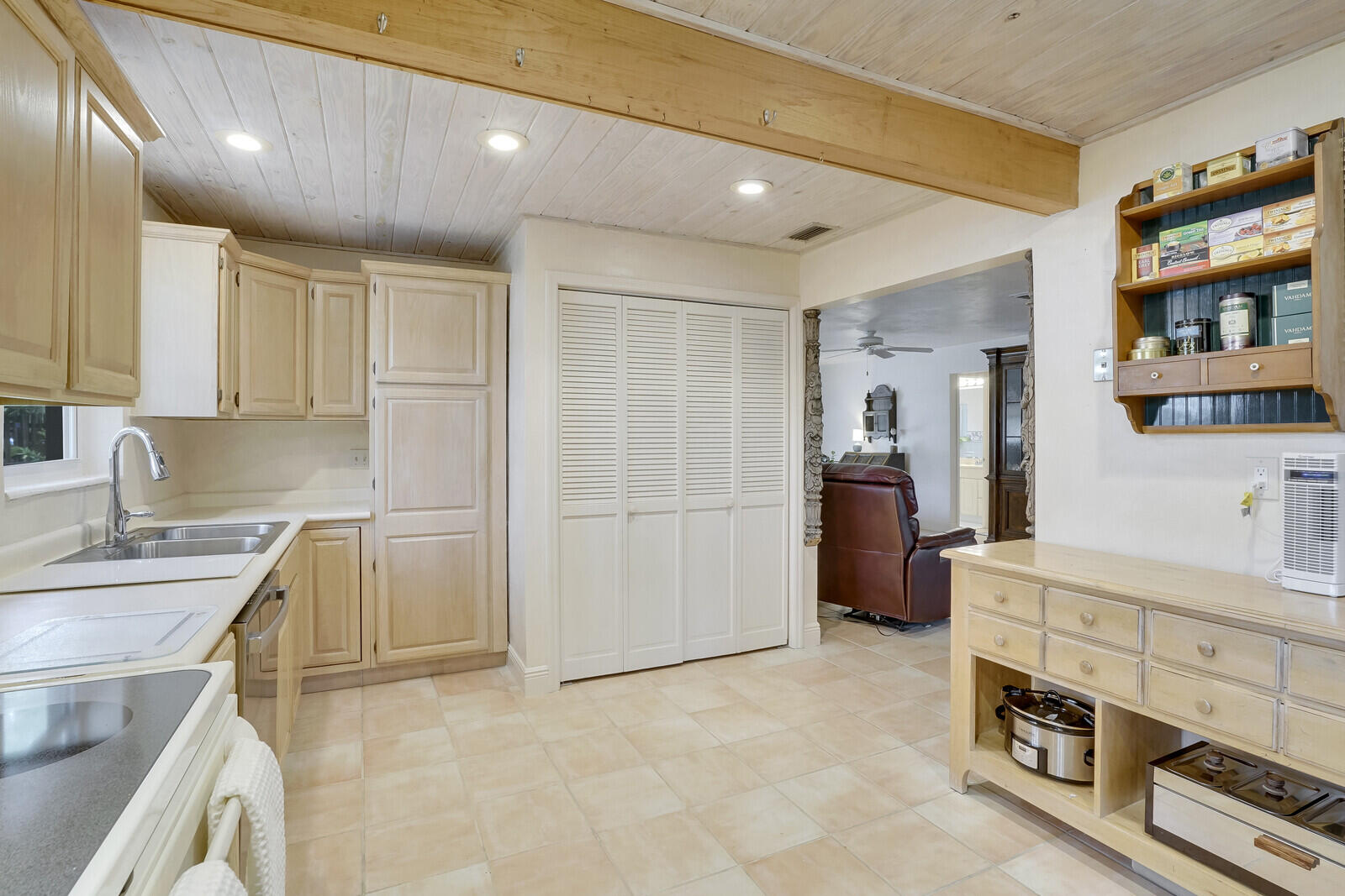 450 Dover Road Tequesta, FL 33469 - Photo 10 of 36 22_Image_22_mls