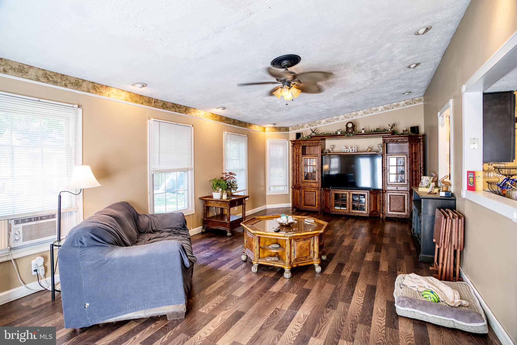 574 Balsom Road Lusby, MD 20657 - Photo 8 of 31 Family room to enjoy that extra sq footage