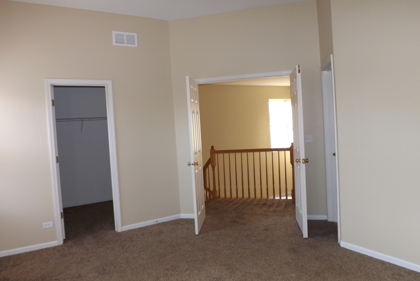 1060 Huron Court Elgin, IL 60120 - Photo 10 of 11