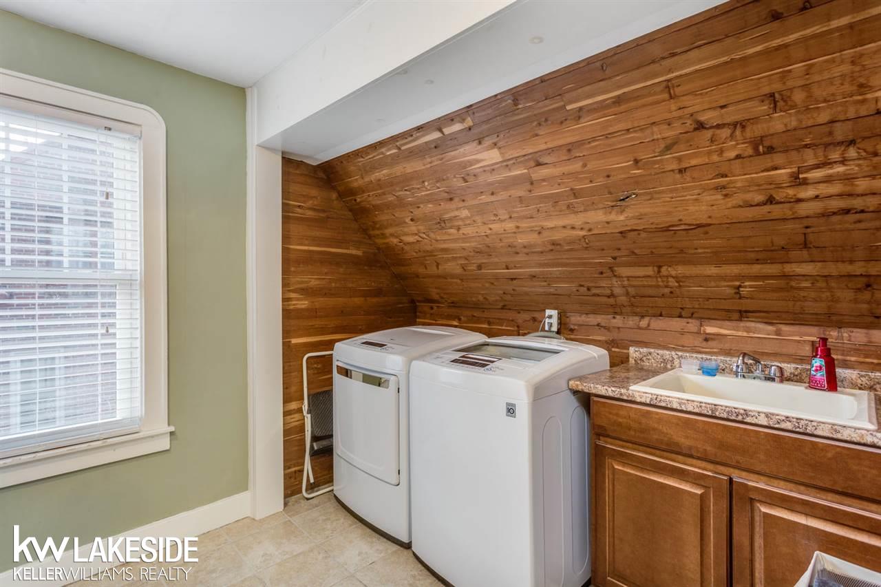 244 West St Clair Street Romeo, MI 48065 - Photo 16 of 22 31333056-15.JPG