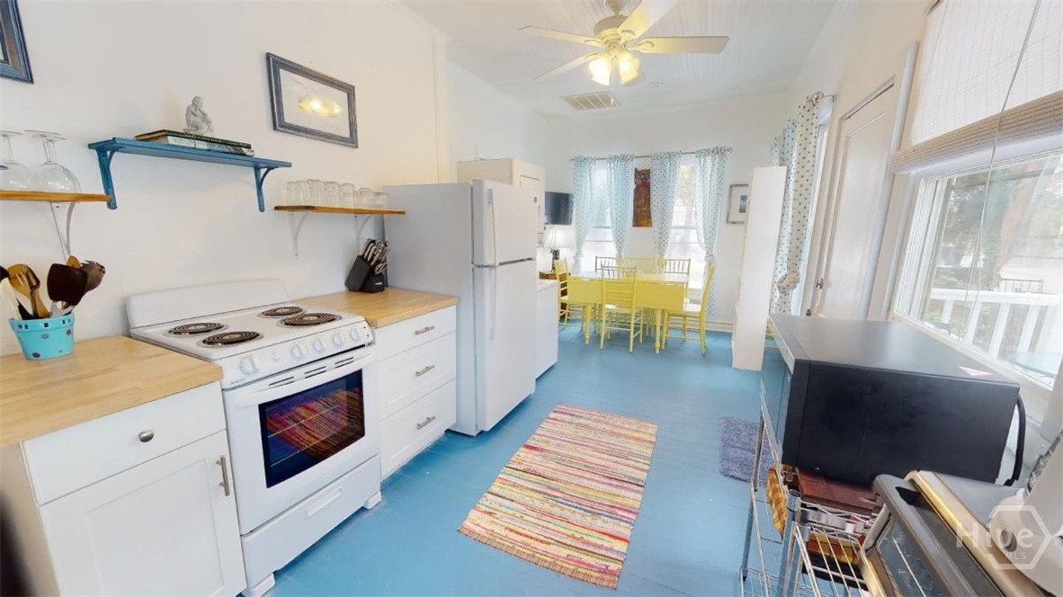 712 2nd Avenue, Unit 2 Tybee Island, GA 31328 - Photo 2 of 6