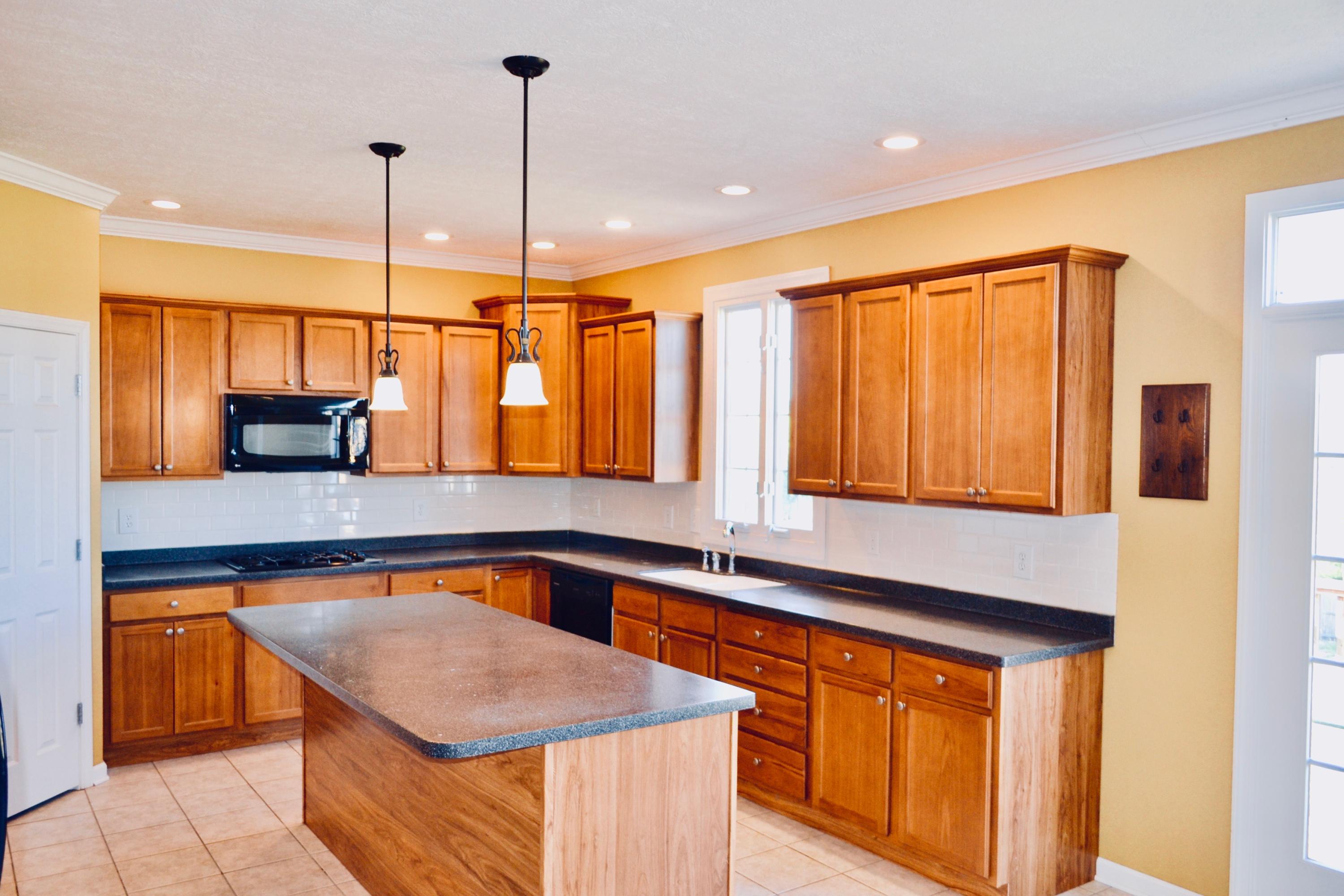 12937 Clear Ridge Road Knoxville, TN 37922 - Photo 5 of 24 DSC_0615