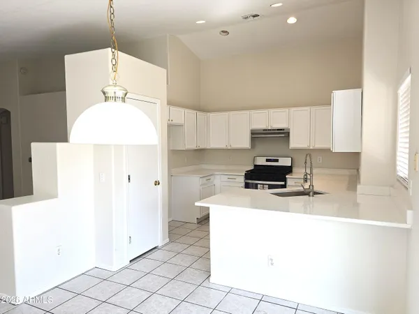 $469,900 | 5741 East Gable Circle, Mesa, AZ 85206