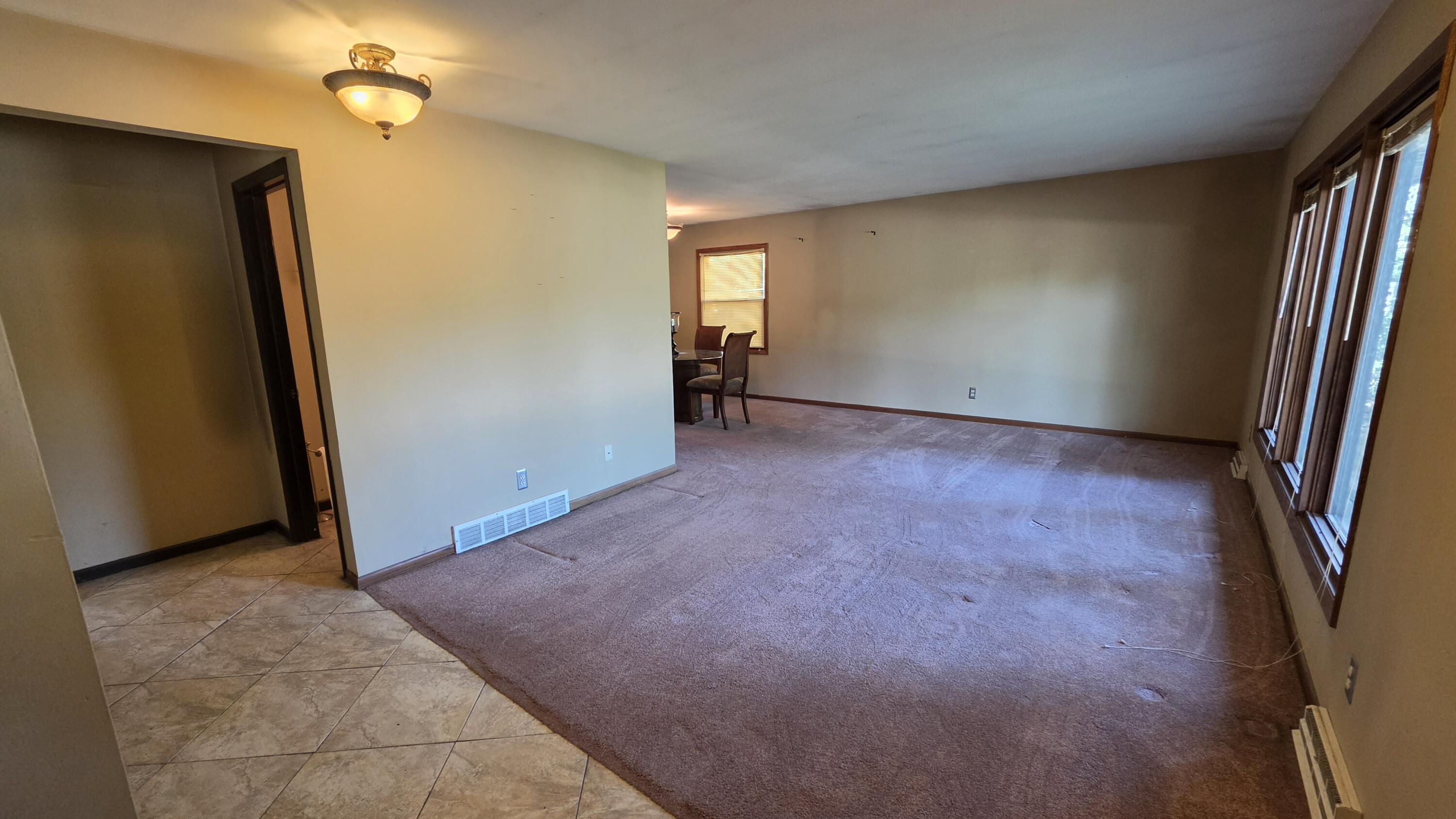3415 West Cold Spring Road Greenfield, WI 53221 - Photo 3 of 16 20260710_083739