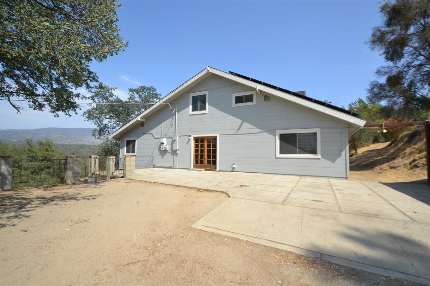 30881 Little Sandy Road Prather, CA 93651 - Photo 1 of 29 Gallery Image 1