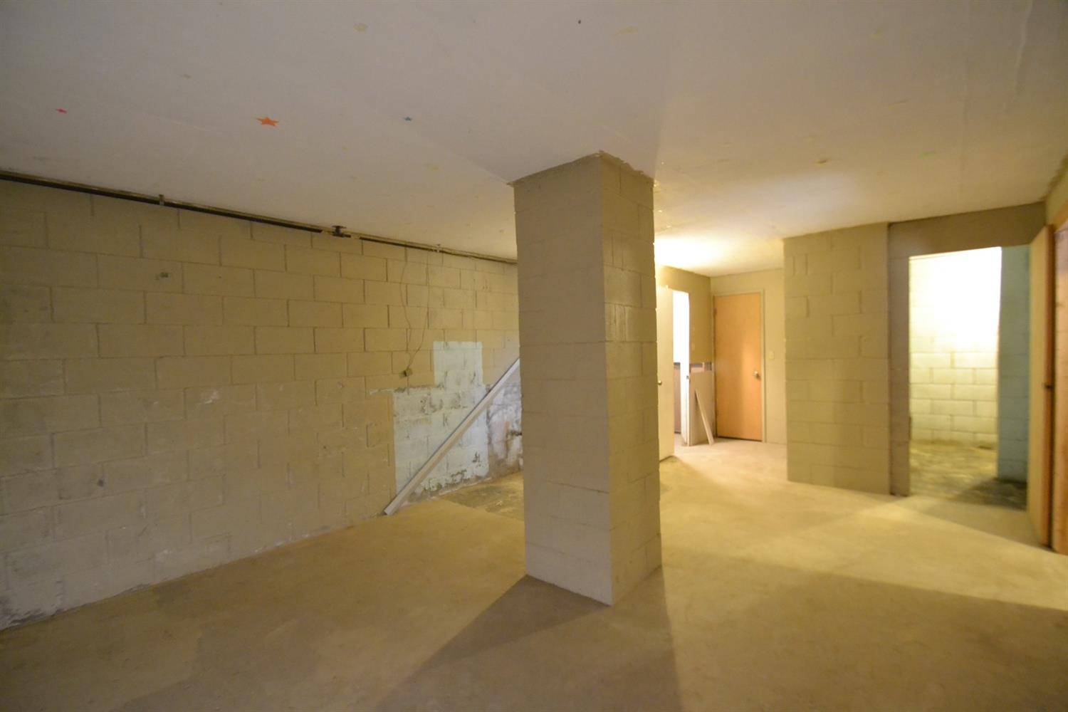 30881 Little Sandy Road Prather, CA 93651 - Photo 17 of 29 Gallery Image 17