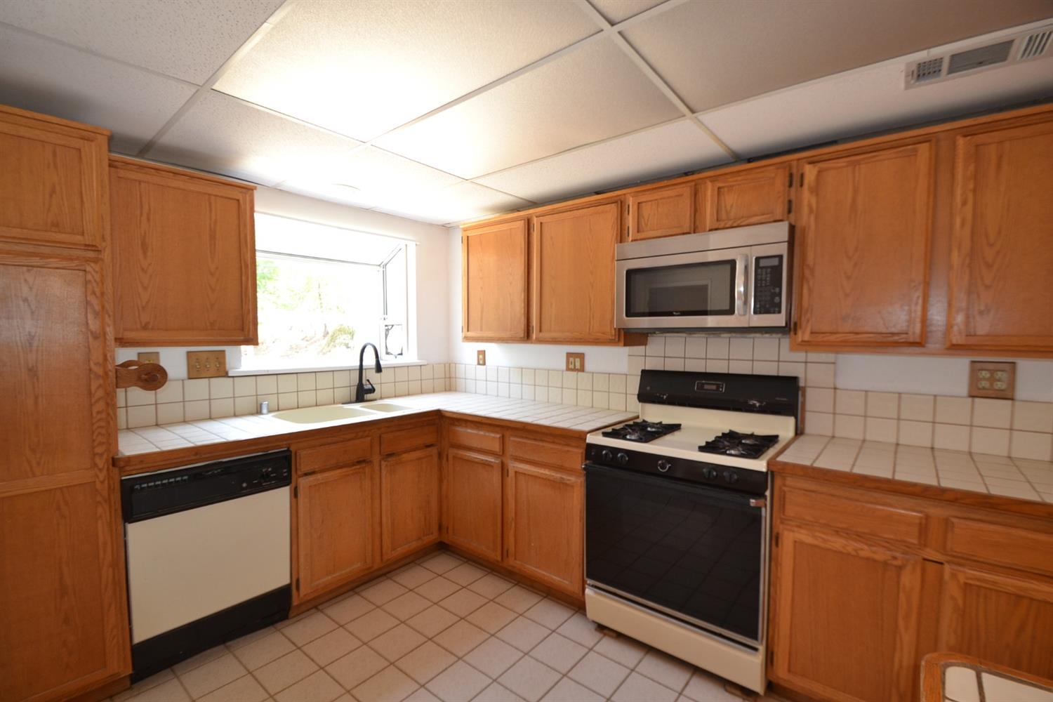 30881 Little Sandy Road Prather, CA 93651 - Photo 6 of 29 Gallery Image 6