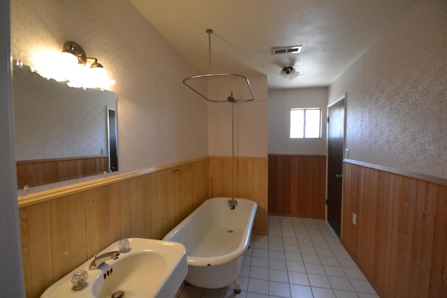 30881 Little Sandy Road Prather, CA 93651 - Photo 10 of 29 Gallery Image 10