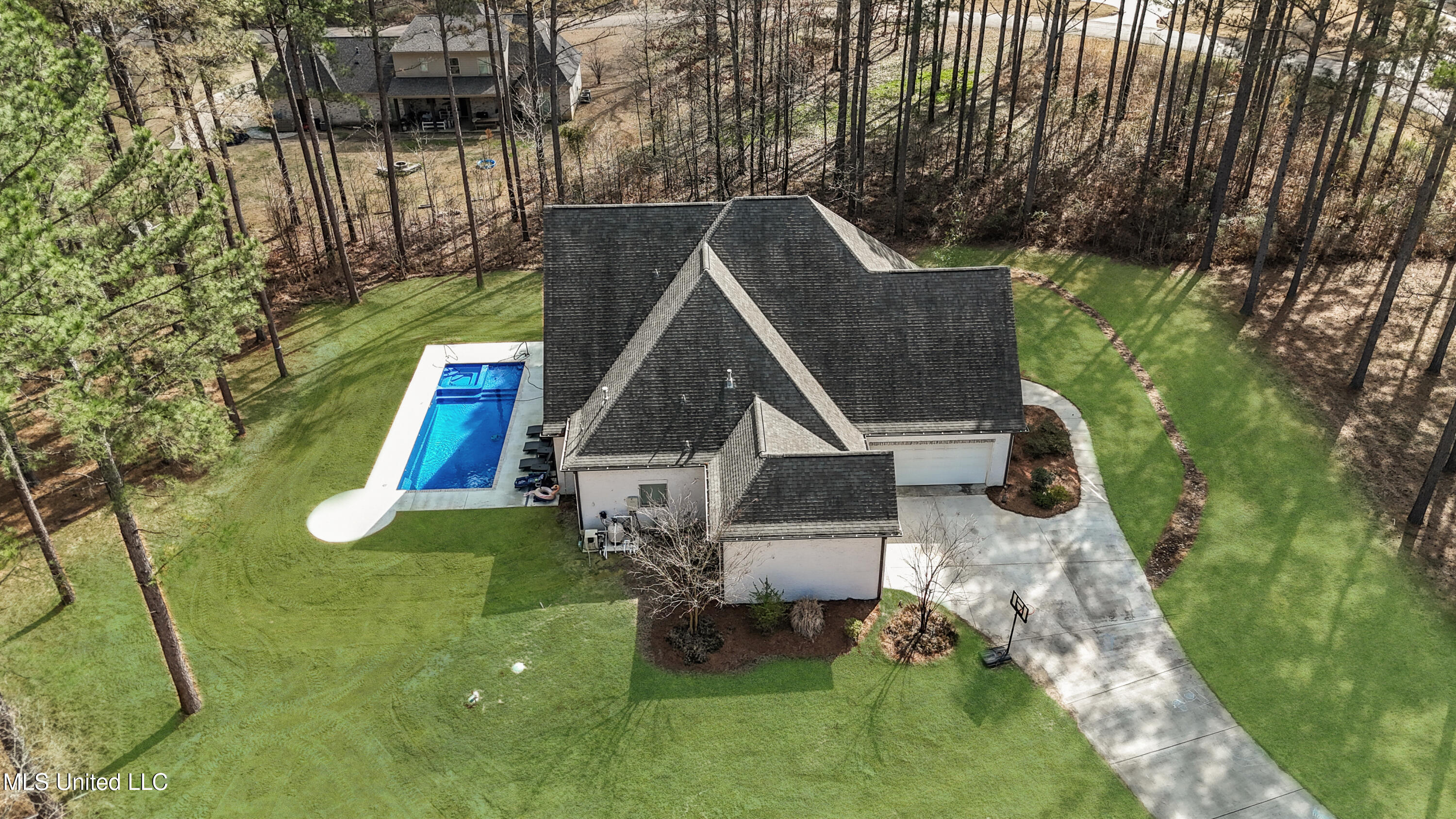 461 View Pointe Drive Clinton, MS 39056 - Photo 53 of 57 461 Viewpointe Way Drone - 5