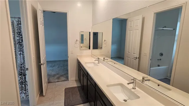 $1,300,000 | 6127 Rockville Creek Court, Las Vegas, NV 89149