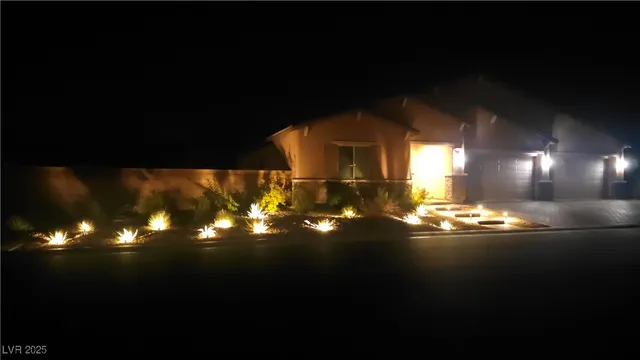 $1,300,000 | 6127 Rockville Creek Court, Las Vegas, NV 89149