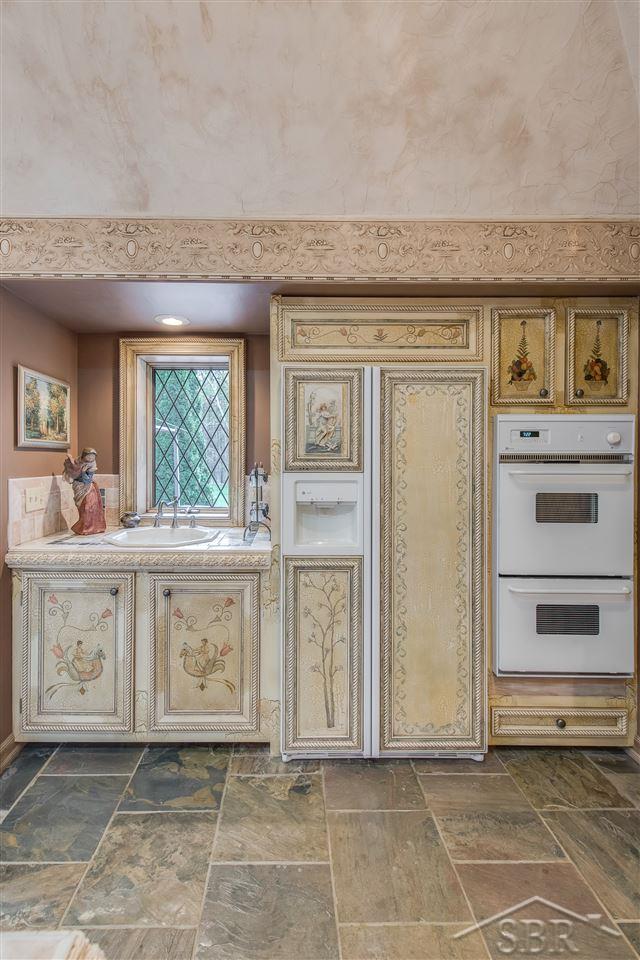 3275 South Graham Road Saginaw, MI 48609 - Photo 10 of 55 50023978-9.JPG