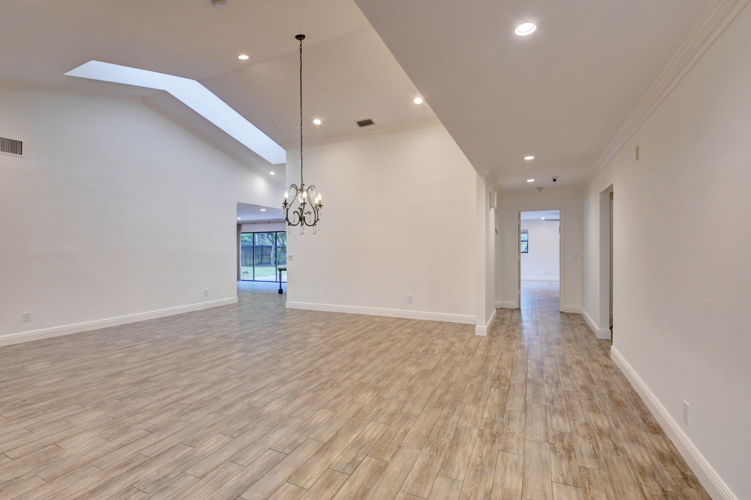 7657 London Lane Boca Raton, FL 33433 - Photo 6 of 61 DSC_3199_200_201_202_203