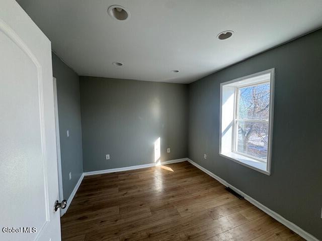 461 Troy-Schenectady Road, Unit 2 REAR Colonie, NY 12110 - Photo 11 of 15 IMG_4777